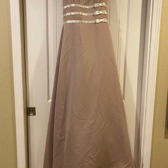 Bridesmaid or Formal, by Roberta Bridal, size 8, mocha and Ivory - Picture 1 of 4
